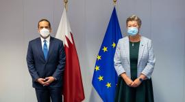 نائب رئيس مجلس الوزراء وزير الخارجية يجتمع مع المفوضة الأوروبية للشؤون الداخلية