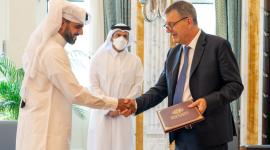 وزير الخارجية يشهد التوقيع على اتفاقيتين بين "قطر للتنمية" و"الأونروا"