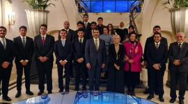 وزيرا التربية والثقافة في لقطة جماعية مع الطلاب