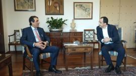 خلال تسليم رسالة وزير الخارجية