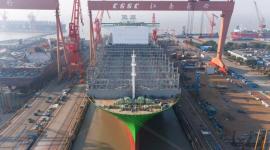 اضخم سفية حاويات في العالم