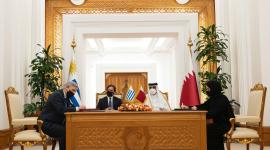 سمو الأمير يجري مباحثات رسمية مع رئيس جمهورية الأوروغواي الشرقية