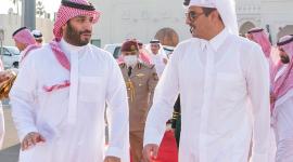 سمو الأمير يتقدم مودعي ولي العهد السعودي