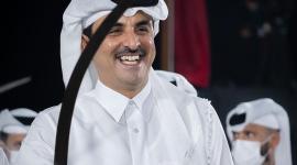 سمو الأمير يشارك في عرضة هل قطر