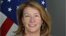 السيدة ناتالي بيكر القائم بأعمال السفارة الأمريكية