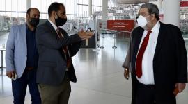 رئيس وزراء سانت فنسنت وغرينادين يزور مكتبة قطر الوطنية