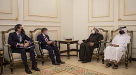 مساعد وزير الخارجية للشؤون الإقليمية يجتمع مع عدد من السفراء لدى الدولة