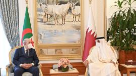 جانب من لقاء سمو الأمير مع الرئيس الجزائري