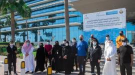 د. حنان الكواري بصحبة مسؤولي وزارة الصحة خلال مشاركتهم باليوم الرياضي