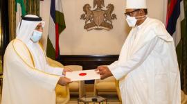 جانب من تسليم الرسالة الخطية