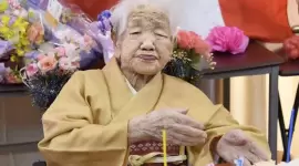 اليابانية كين تاناكا