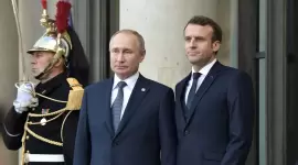 ماكرون وبوتين