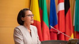 يوريكو باكس وزيرة المالية