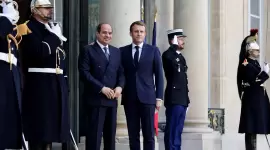 ماكرون والسيسي