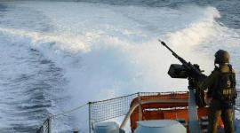 قوات الاحتلال الإسرائيلي تستهدف الصيادين