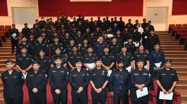 صورة جماعية عقب تكريم المشاركين