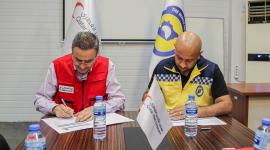 جانب من توقيع المذكرة