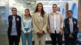 صورة جماعية على هامش النقاشات