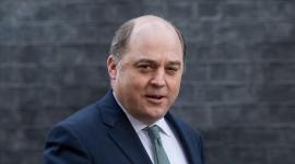 وزير الدفاع البريطاني بن والاس