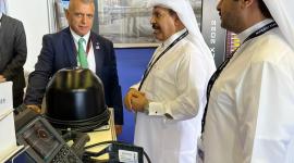 جانب من زيارة الوفد القطري للمعرض