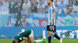 السعودية تتفوق على الأرجنتين بهدفين