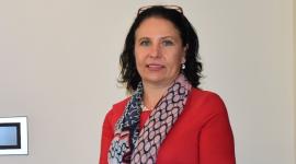 سعادة السيدة كارين فيشتنجر غروهي سفيرة جمهورية النمسا لدى الدولة