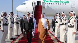 جانب من مراسم استقبال رئيس تركمانستان