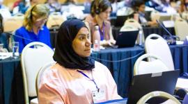 ممثلة وزارة البيئة والتغير المناخي المشاركة في الاجتماع