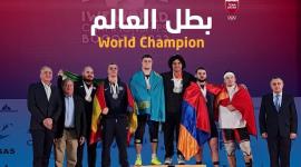 الربّاع القطري فارس إبراهيم على منصة التتويج