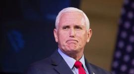 مايك بنس نائب الرئيس الأمريكي السابق