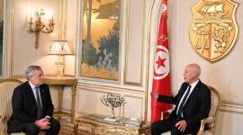 جانب من لقاء الرئيس التونسي بالوزيرين الإيطاليين