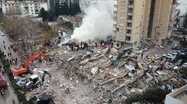 الزلزال تسبب في دمار الكثير من المباني