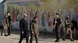 خلال وصول بايدن إلى كييف