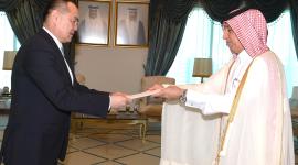 جانب من تسليم أوراق الاعتماد