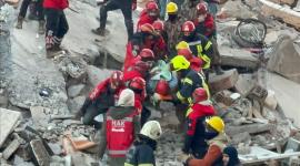 فرق البحث وجهود حثيثة لإنقاذ المصابين