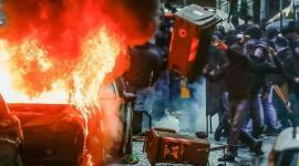 جانب من أحداث الشغب قبل مباراة نابولي وآينتراخت فرانكفورت