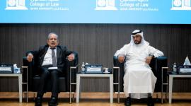 جانب من الندوة