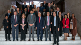 صورة جماعية على هامش الاجتماع بمشاركة سعادة الشيخ جوعان بن حمد آل ثاني