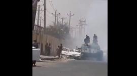 دبابة تابعة للجيش السودان اصطدمت بالسيارة المدنية