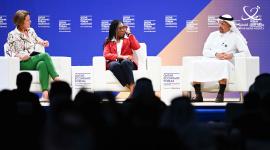 جانب من الجلسة الحوارية