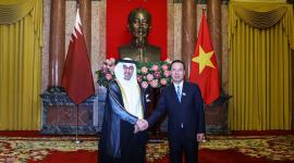 جانب من تسليم أوراق الاعتماد