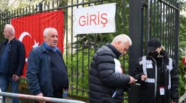 جانب من إقبال الناخبين على التصويت