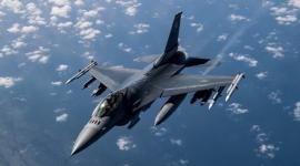 مقاتلة من طراز F-16 أمريكية الصنع