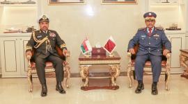 جانب من لقاء سعادة رئيس الأركان بنظيره العماني