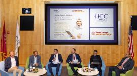 جانب من جلسات النقاش بالدورة التدريبية