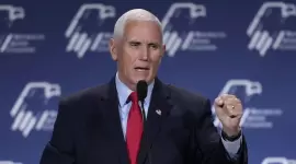 نائب الرئيس الأمريكي السابق مايك بنس