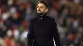 المدرب السويدي بويا أسباغي.jpg