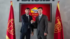 حسام عوار بعد توقيع العقد