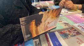 جانب من الكتب المعروضة في معرض الدوحة الدولي للكتاب