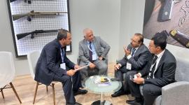 جانب من زيارة وفد ميليبول قطر للمعرض